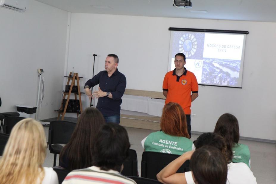Mais agentes de saúde de Santos são capacitados para atuar nos eventos climáticos
