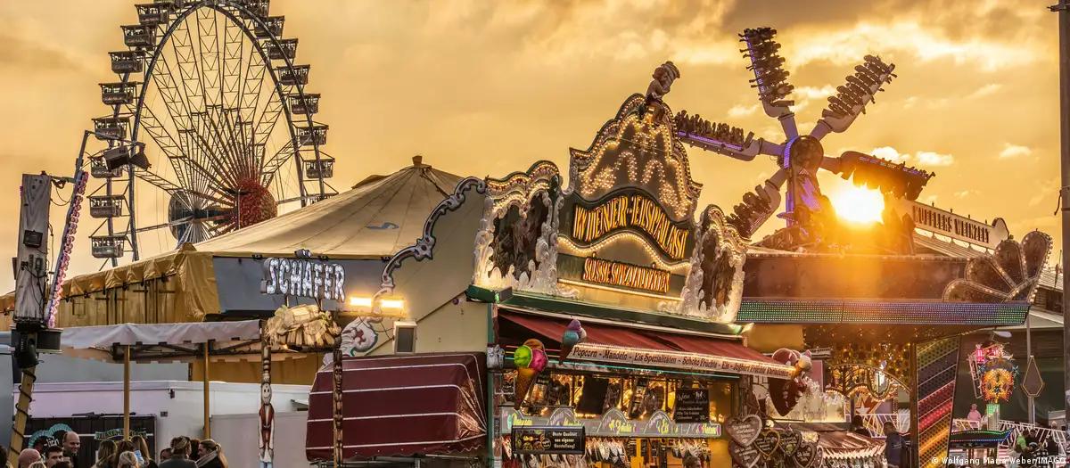 Oktoberfest reforça segurança e espera milhões em Munique
