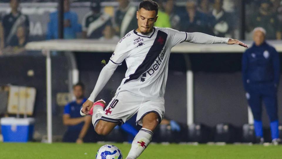 Santos encaminha contratação de Coutinho após pedido de Neymar 