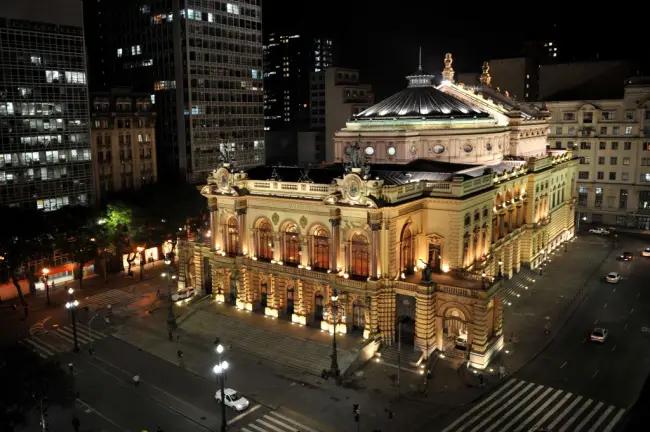 Theatro Municipal de São Paulo celebra 115 anos entre história, arquitetura e uma programação que une tradição e contemporaneidade