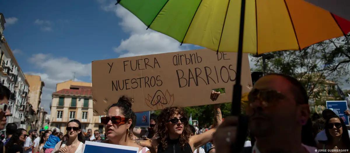 UE propõe novas restrições ao Airbnb e aluguéis de temporada 