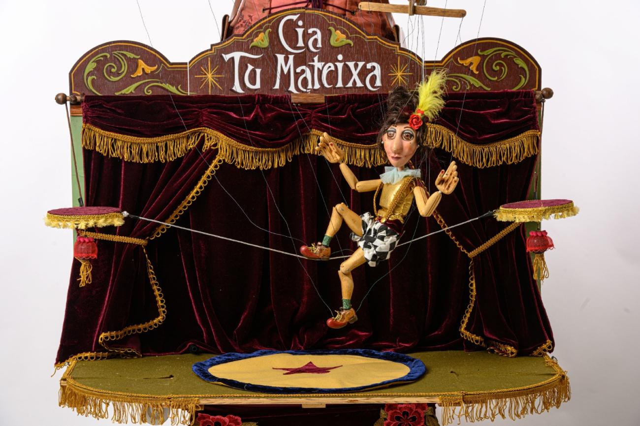 A premiada Cia Tu Mateixa estreia seu novo espetáculo de marionetes de fio 