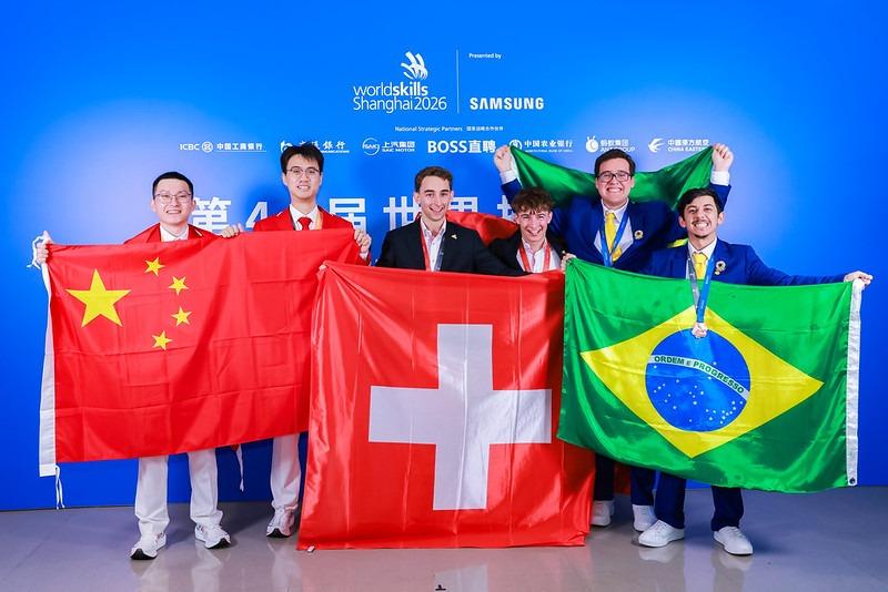 Brasil alcança pódios inéditos no WorldSkills 2026 em categorias de formação técnica para a indústria
