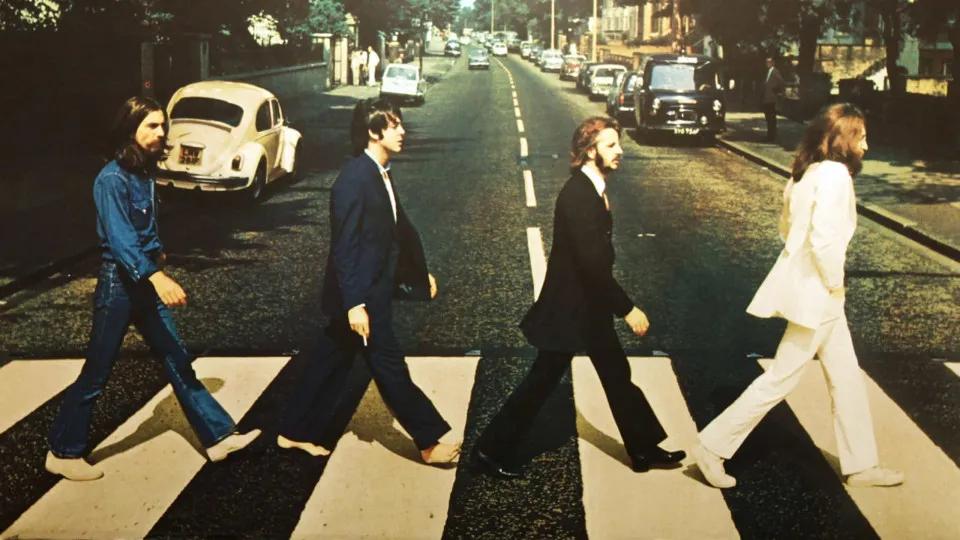 Cinebiografia dos Beatles, dividida em quatro filmes, será lançada ao longo de um mês todo 