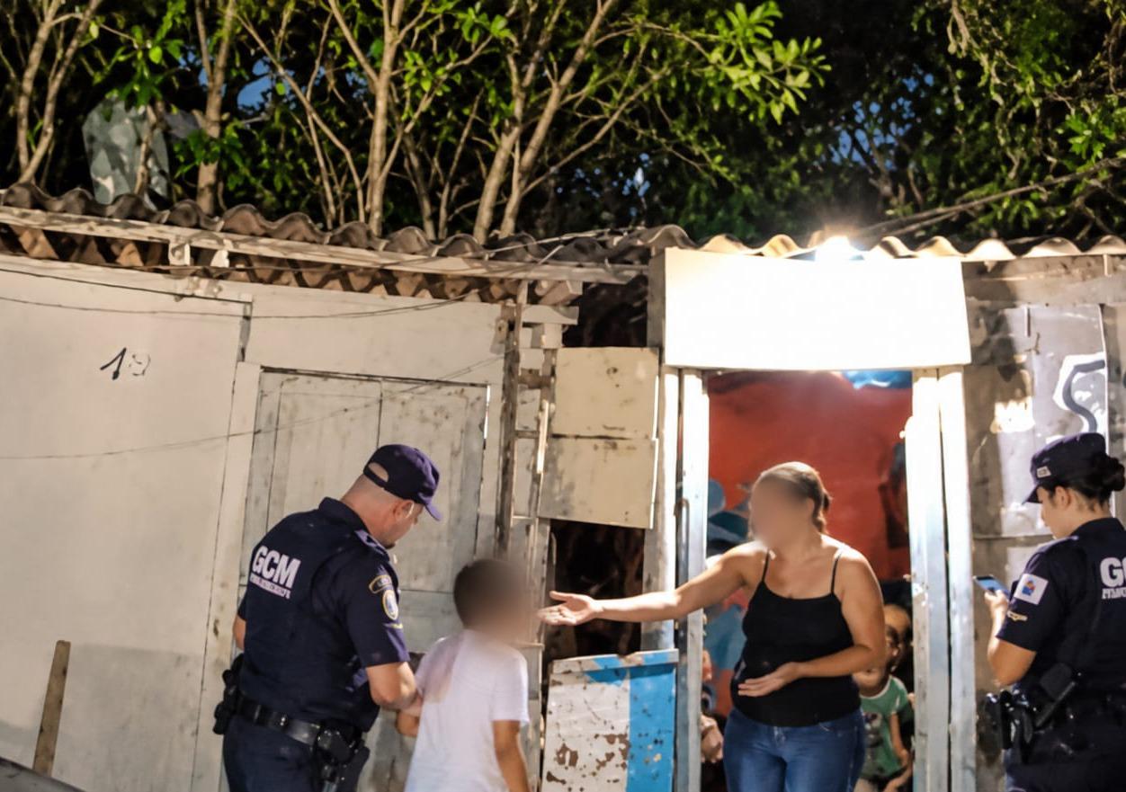 GCM de São Bernardo acolhe adolescente autista que havia fugido de casa e localiza a família 