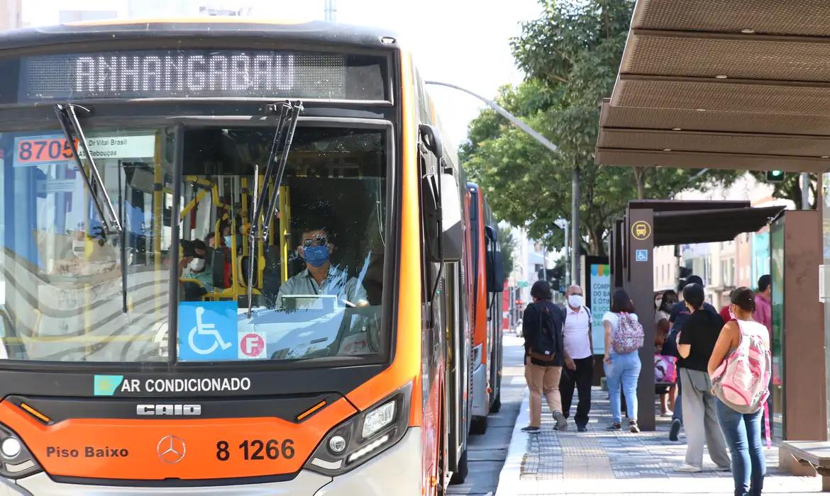 Governo de SP garante transporte metropolitano gratuito nos dias de votação nas eleições 2026