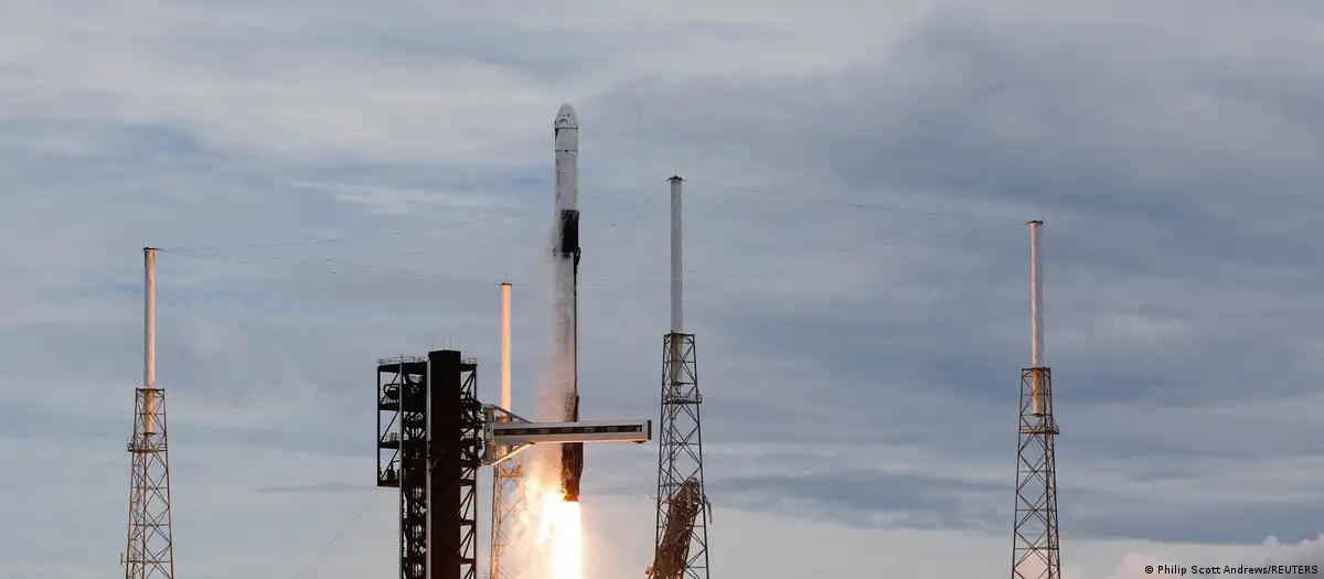 Nova tripulação faz a viagem mais rápida dos EUA à ISS