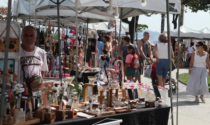 Aniversário do Mega Bazar e feiras fixas animam final de semana da economia criativa em Santos