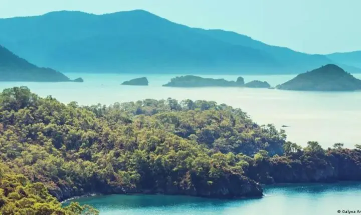 Arqueólogos encontram o que pode ser o naufrágio mais antigo do mundo