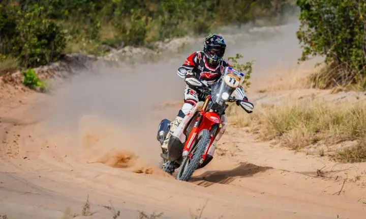 Bruno Crivilin (Moto), Francesco Franciosi/Egon Parizzi (UTV) e Bia Figueiredo/Beco Andreotti (Carro) são os campeões do 12º Rally Jalapão