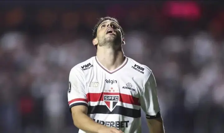Calleri encerra seca contra maior vítima e 'dá resposta' em meio à novela 
