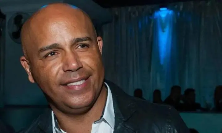 Cantor Rick e coach de Neymar desaparecem após helicóptero perder contato 