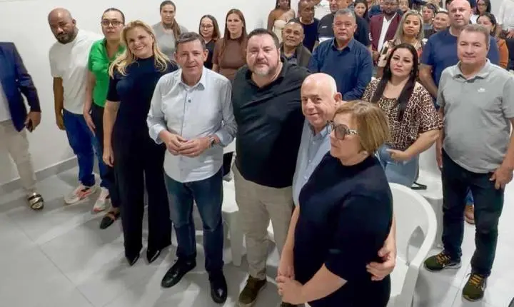 Carla e Orlando Morando reúnem lideranças de Santo André para discutir demandas da cidade