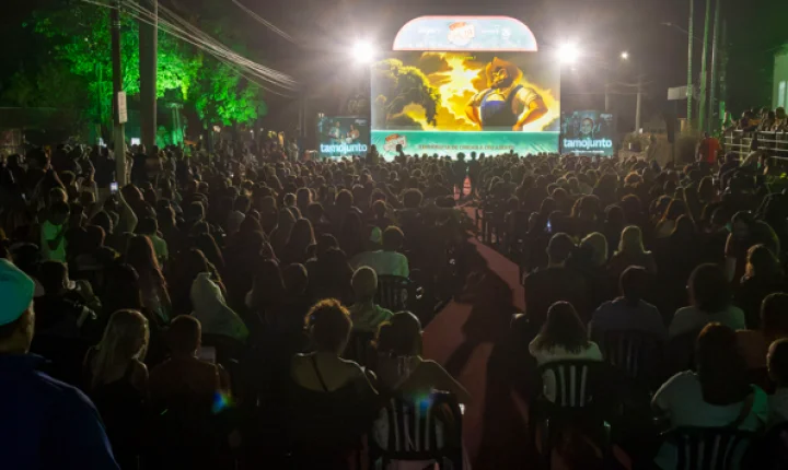 Cine Família na Praça retorna a Carmo do Paranaíba