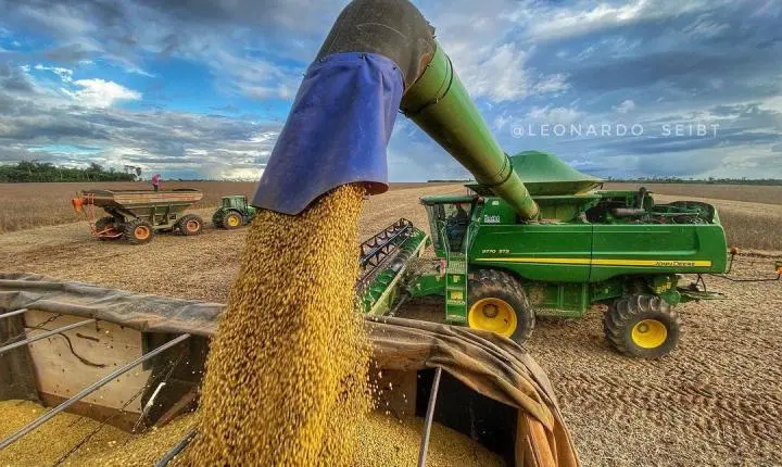Crise no agro preocupa produtores, bancos e consumidores, afeta economia brasileira e gera calote de 48 bilhões
