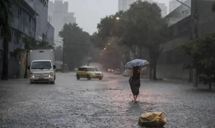 Defesa Civil alerta para risco de tempestades severas em São Paulo entre sexta-feira e sábado e monta Gabinete de Crise