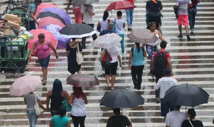 Defesa Civil do Estado alerta para temporais e chuva persistente na primeira semana de setembro em SP  