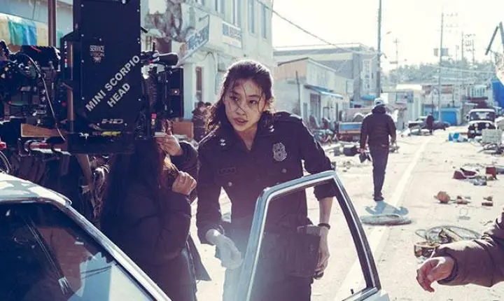 Depois de Round 6, a atriz sul-coreana Hoyeon encara armas, perseguições e muita adrenalina em Hope - O Primeiro Impacto