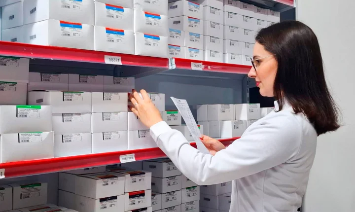 Distribuição de medicamentos avança com foco em conformidade