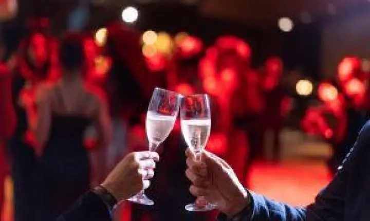 Dress code, seleção e experiências VIP: como funciona a festa mais exclusiva do mundo sugar