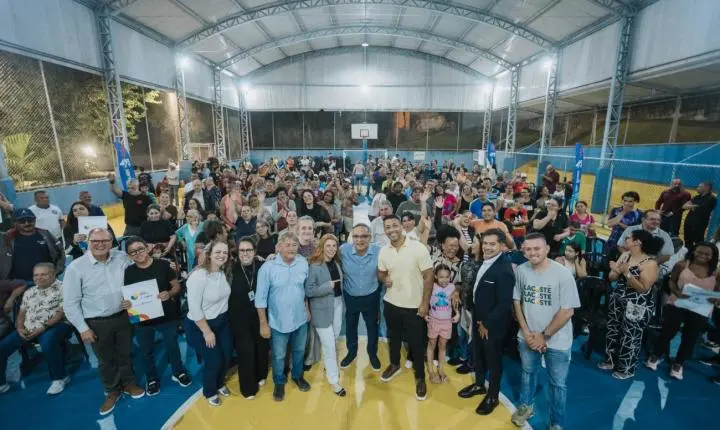 Em reconhecimento da luta de moradores, São Bernardo entrega escrituras na Vila Carminha e Jd. Detroit