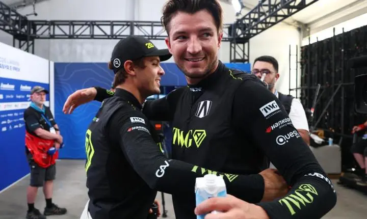 Felipe Drugovich e Jake Dennis garantem domínio da Andretti no E-Prix de Sanya; brasileiro consegue segundo pódio consecutivo 