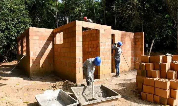 Governo de São Paulo simplifica regime tributário de 74 produtos, de material de construção a micro-ondas  