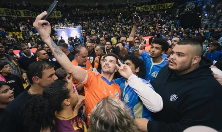Grande final da Copa SBC de Futsal terá jogo festivo com a participação do craque Falcão
