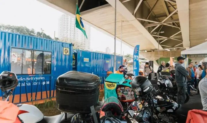 Inauguração de 1º ponto de apoio em São Bernardo valoriza motoristas e entregadores por aplicativo