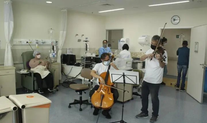 Instituto Vida em Pauta leva música toda  semana a cinco hospitais públicos de São Paulo 