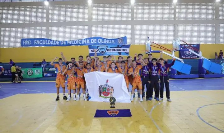 Invicta, equipe masculina de handebol infantil é ouro no Campeonato Brasileiro Interclubes
