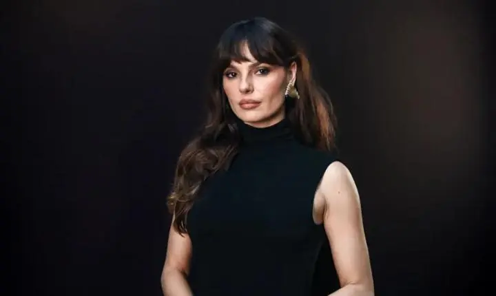Isis Valverde compra os direitos de Hilda Furacão e planeja musical 