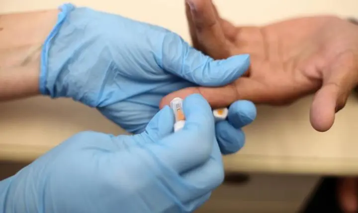 Julho Amarelo: Santos promove palestras e testes rápidos para prevenção das hepatites virais
