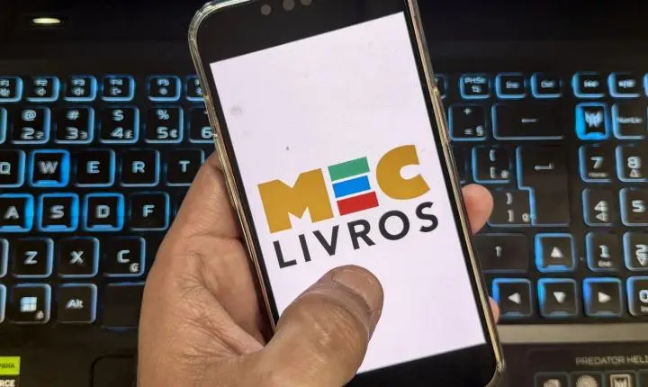 MEC Livros oferece mais 7,8 mil obras em inglês e espanhol