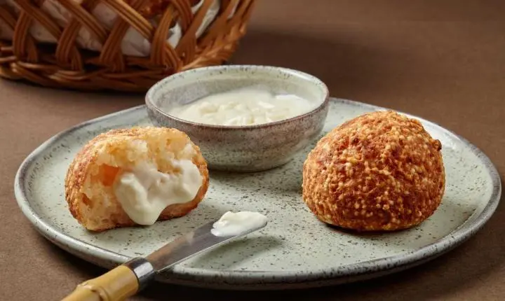 Padaria Brasileira lança pão de queijo de tapioca e aposta em combos exclusivos para as festas juninas e maior campeonato de futebol do mundo