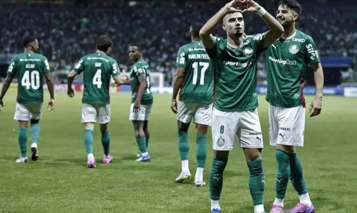 Palmeiras espera Flaco López para ter elenco completo após a Copa 