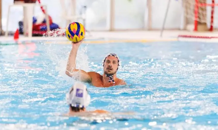 Pinheiros vence Derby dos Jardins pela Liga Nacional de Polo Aquático