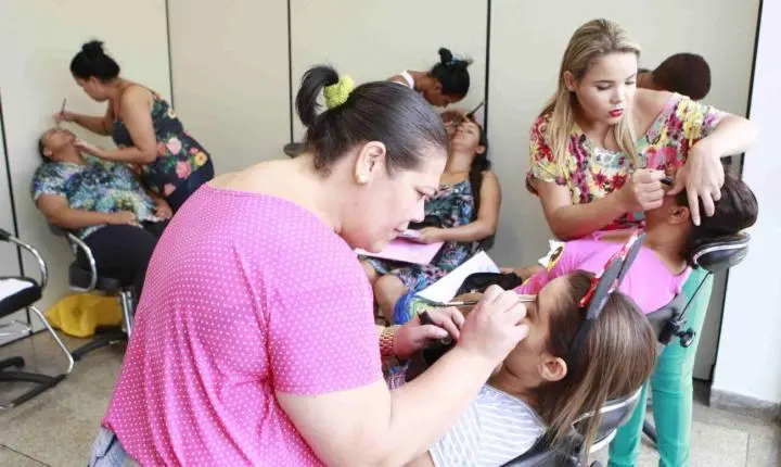 Prefeitura oferece 42 Cursos Profissionalizantes gratuitos em agosto com quase mil vagas disponíveis