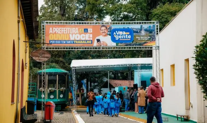 Programa criado para fortalecer a participação popular na construção do planejamento municipal colocou, pela primeira vez na cidade, crianças frente a frente com prefeitos e secretários para apresentar demandas