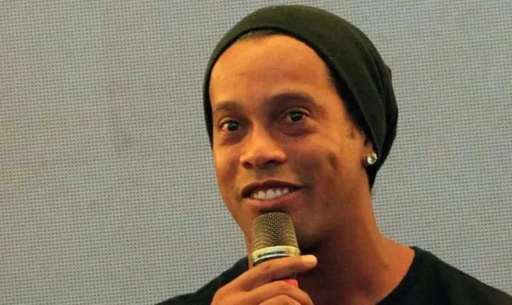 Ronaldinho Gaúcho é autor de mais de 90 músicas e já foi gravado por Iza e Safadão