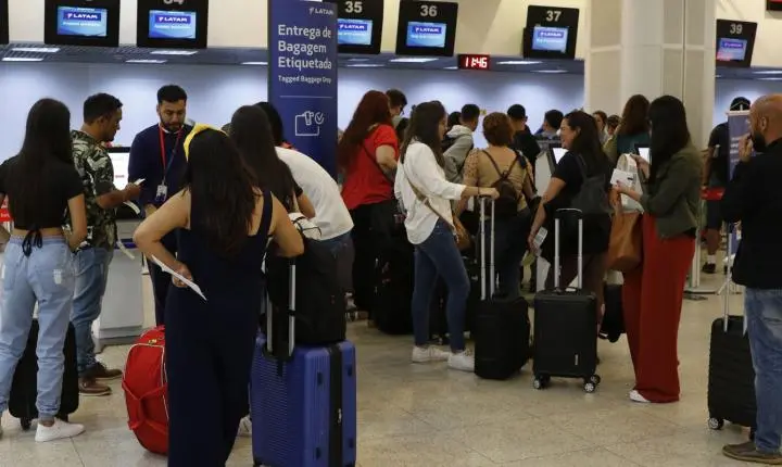 Santos Dumont opera normalmente, após 13 voos cancelados nesta sexta