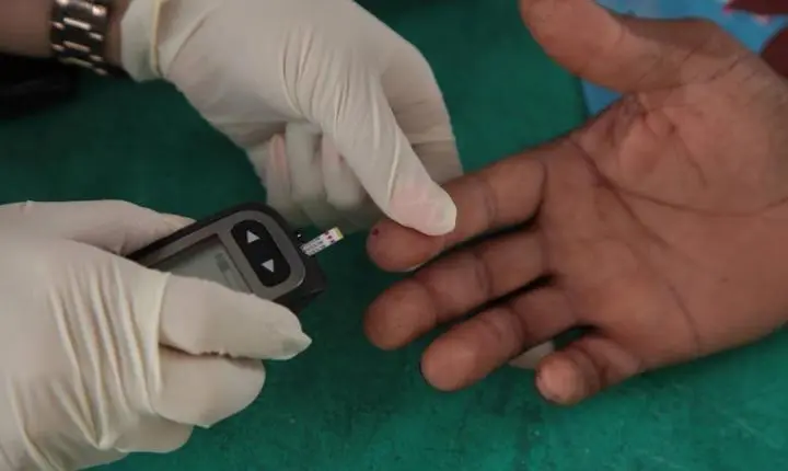 Santos realiza semana de conscientização sobre diabetes com ações nas policlínicas