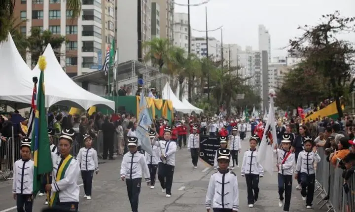Santos terá desfile e alterações no trânsito no feriado da Independência