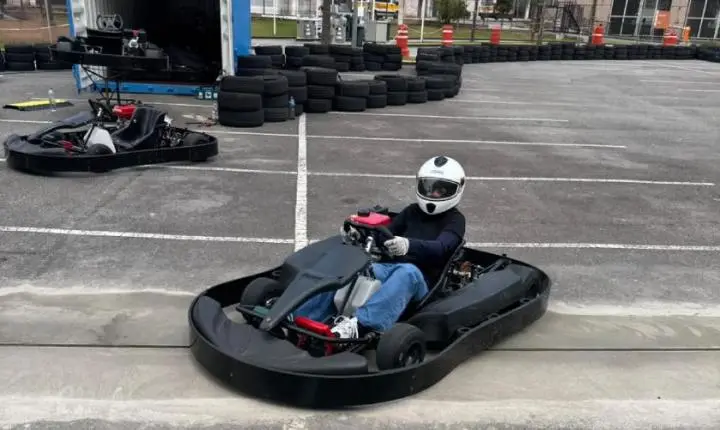 São Bernardo Plaza amplia opções de lazer com novo kart outdoor