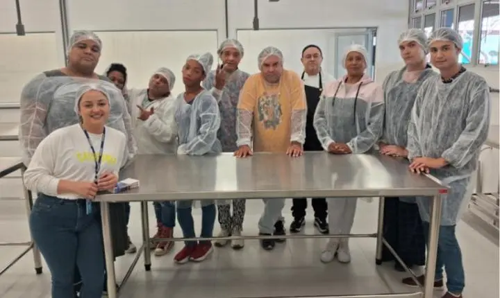 Sebrae-SP certifica alunos de cursos gratuitos voltados aos públicos 50+, LGBTQIAPN+ e mulheres negras em Santo André