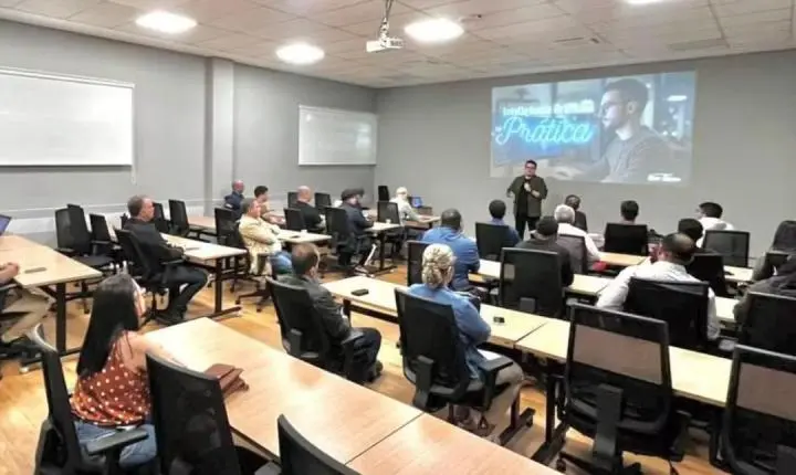 Sebrae-SP oferece capacitação gratuita para impulsionar vendas na Baixada Santista durante a Black Friday