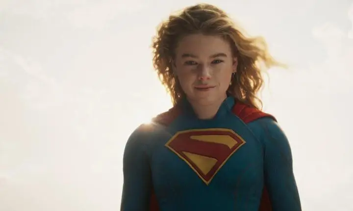 Supergirl invade o Cine Roxy com encontro de cosplayers e sketches gratuitos de personagens