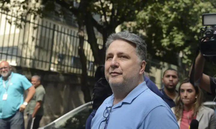 TRE-RJ proíbe Garotinho de ir a debate e ter propaganda eleitoral
