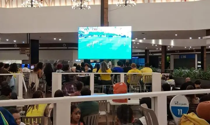 Uberlândia Shopping reúne torcedores para transmissão de Brasil x Escócia na Copa do Mundo 